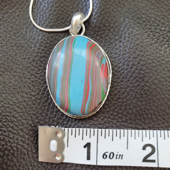 Tourmaline Rainbow Gemstone w 18in st silver chain - Picture 7 of 7